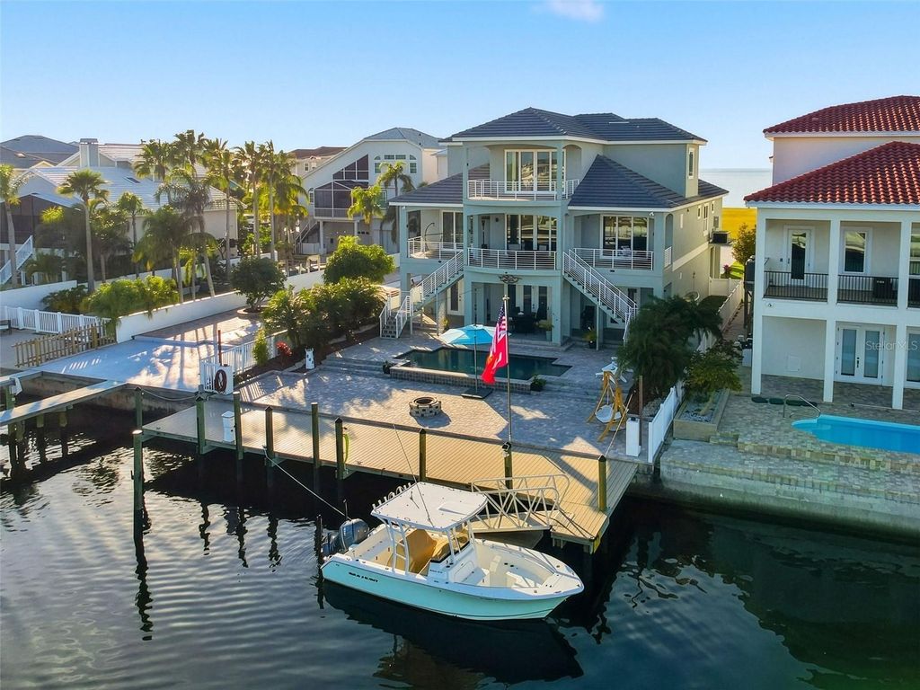 5142 WESTSHORE DRIVE, New Port Richey, FL 34652