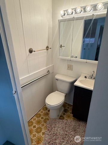 1479 Old Hwy 97, Malott, WA 98829