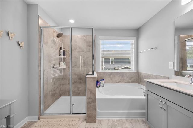 575 Kayak Court, Mebane, NC 27302