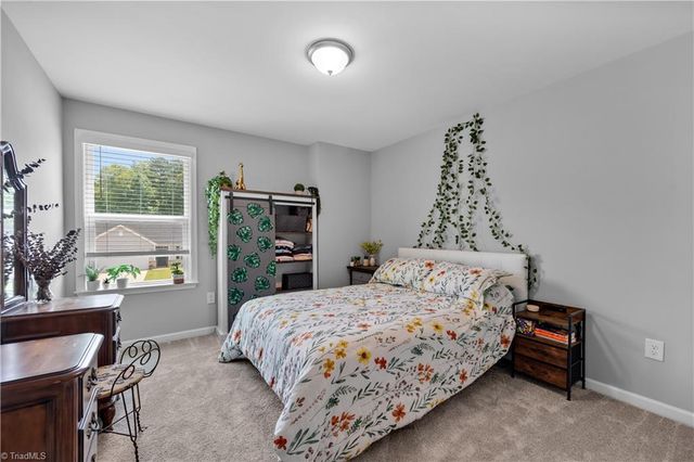 575 Kayak Court, Mebane, NC 27302