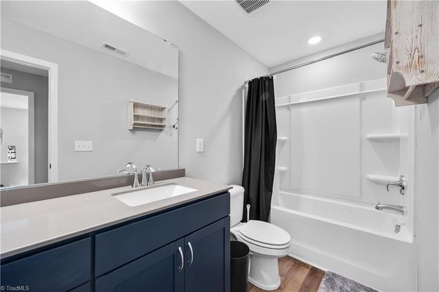 575 Kayak Court, Mebane, NC 27302