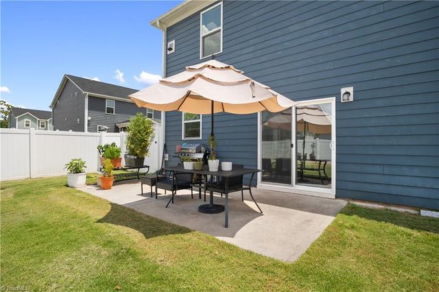 575 Kayak Court, Mebane, NC 27302