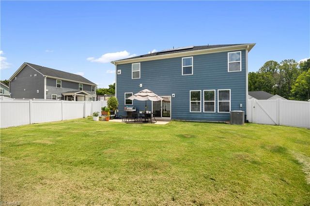 575 Kayak Court, Mebane, NC 27302