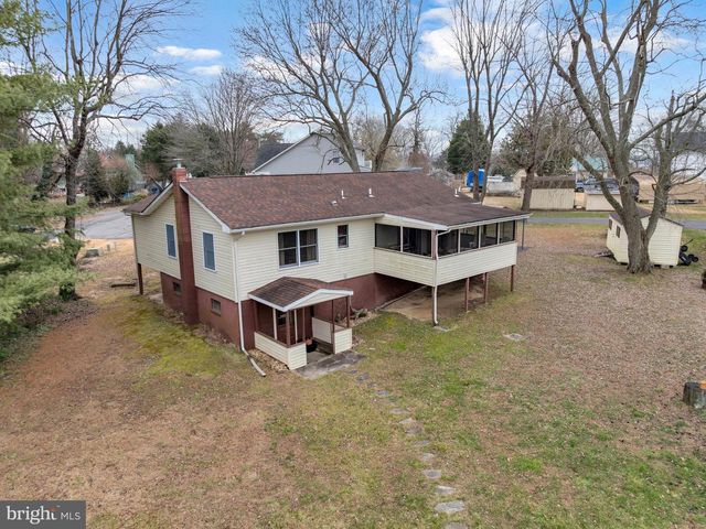 1319 BUCKS LN, Lusby, MD 20657