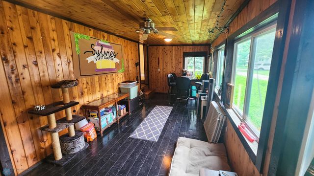 1203 3rd Street S, Moorhead, MN 56560