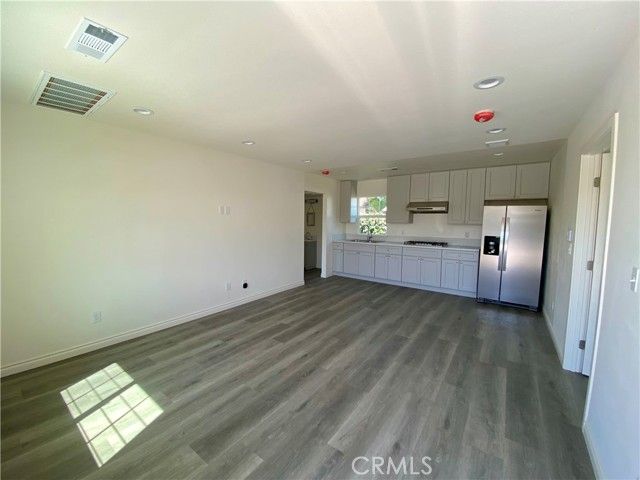 4924 Stewart Ave, Baldwin Park, CA 91706