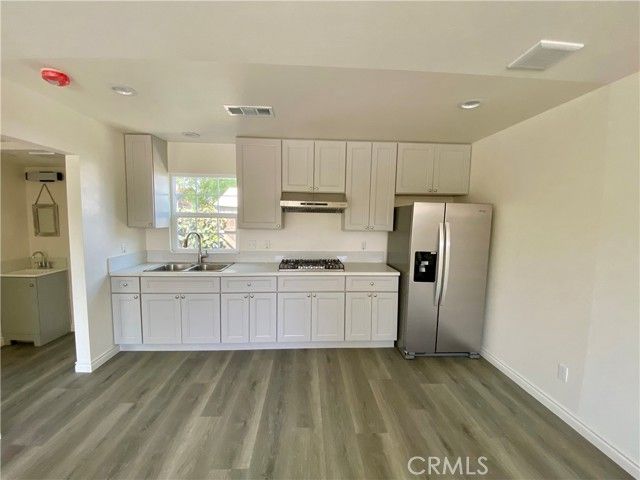 4924 Stewart Ave, Baldwin Park, CA 91706