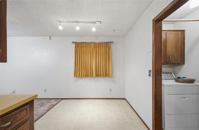 1009 Hampton Drive, Del City, OK 73115