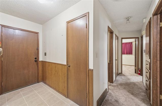 1009 Hampton Drive, Del City, OK 73115