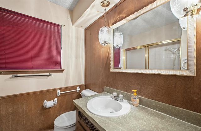 1009 Hampton Drive, Del City, OK 73115