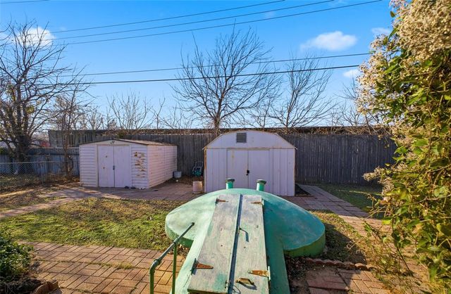 1009 Hampton Drive, Del City, OK 73115