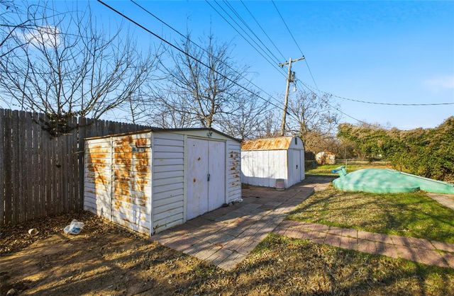 1009 Hampton Drive, Del City, OK 73115