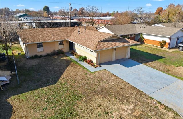 1009 Hampton Drive, Del City, OK 73115