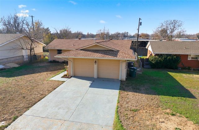 1009 Hampton Drive, Del City, OK 73115