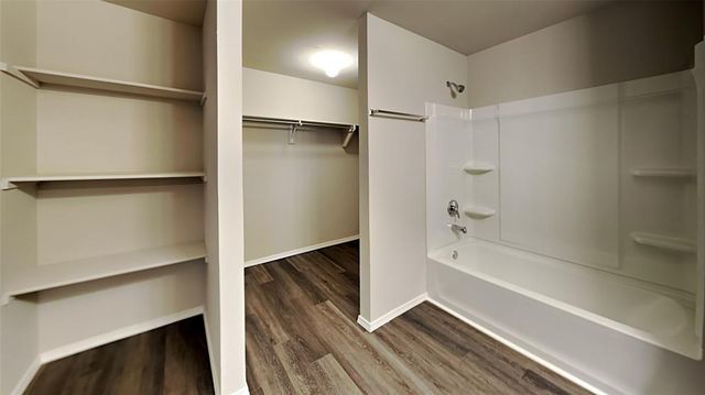 408 Fox Burrow Lane, Newcastle, OK 73065
