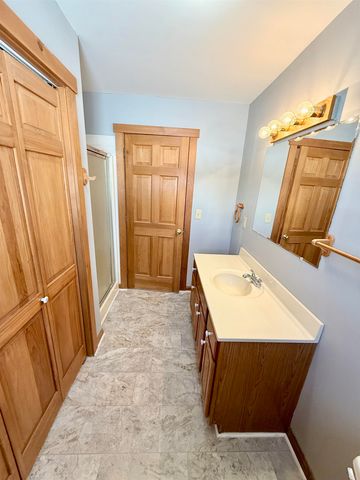 3 Brocklebank Road, Tunbridge, VT 05077