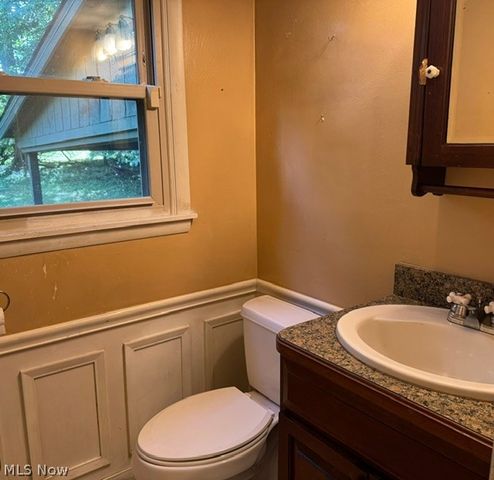 463 Colonial Drive, Liberty, OH 44505