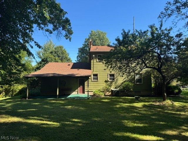 463 Colonial Drive, Liberty, OH 44505