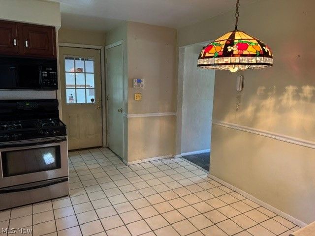 463 Colonial Drive, Liberty, OH 44505