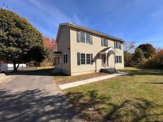 16 Rita Ln, Belchertown, MA 01007