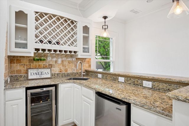 5909 Goliad Avenue, Dallas, TX 75206