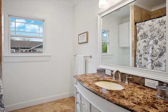5909 Goliad Avenue, Dallas, TX 75206