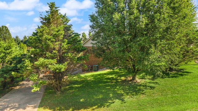 11 Horizon Hill Drive, Somerset, KY 42503