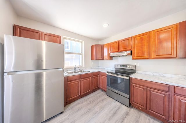 3640 Palmer Avenue, Bronx, NY 10466