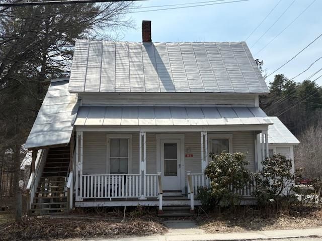 39 Safford Road, Royalton, VT 05068