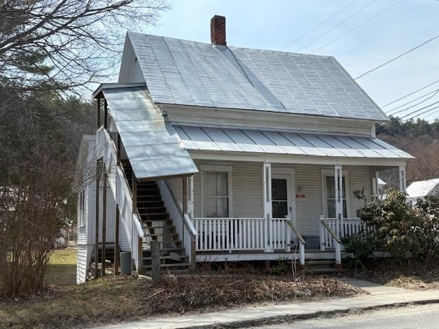 39 Safford Road, Royalton, VT 05068