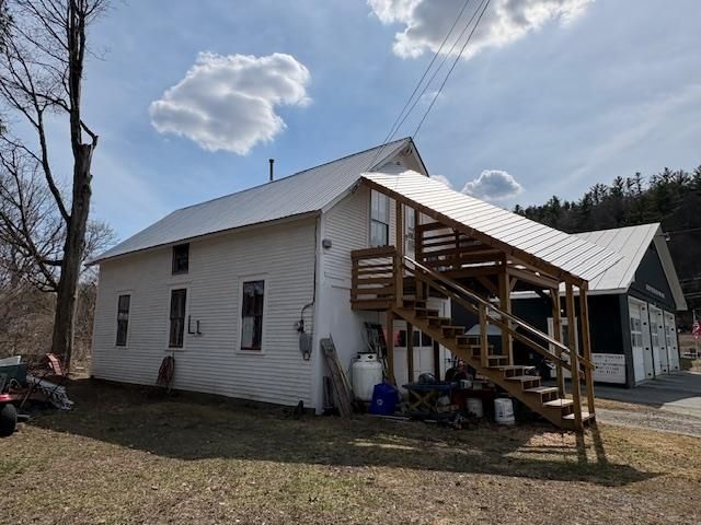 39 Safford Road, Royalton, VT 05068