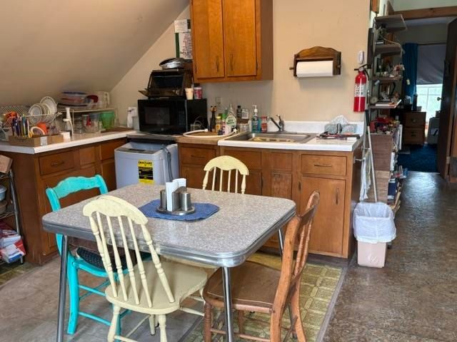 39 Safford Road, Royalton, VT 05068