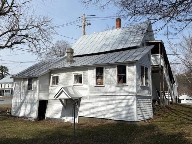 39 Safford Road, Royalton, VT 05068
