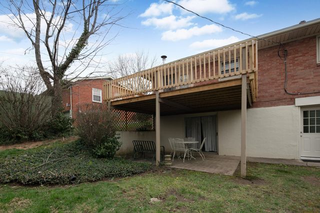 2913 Edinburgh Drive, Lexington, KY 40517