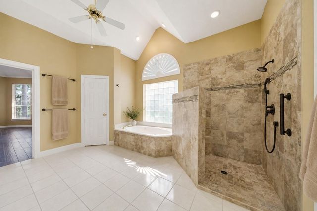 1151 Bentwater Drive, Montgomery, TX 77356