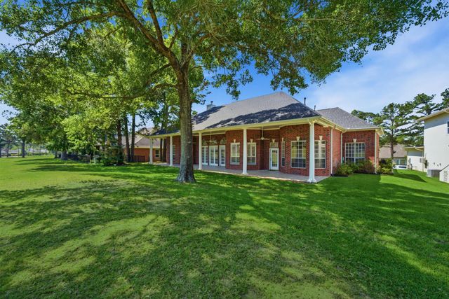 1151 Bentwater Drive, Montgomery, TX 77356