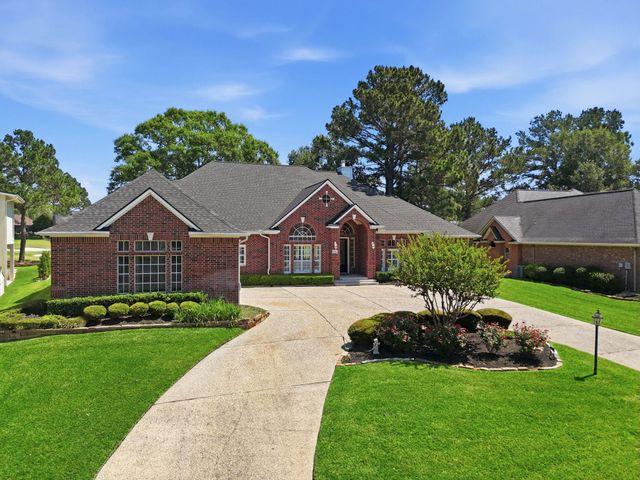 1151 Bentwater Drive, Montgomery, TX 77356