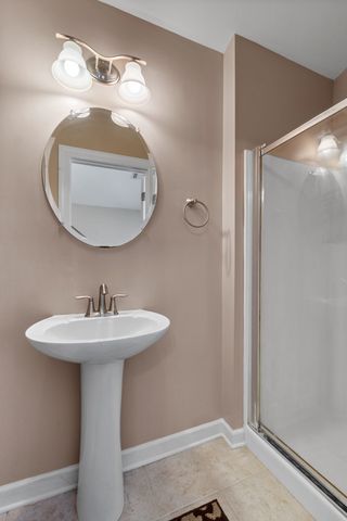 508 Five Oaks Blvd, Lebanon, TN 37087