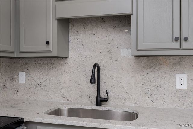 1212 12th 8, Tuscaloosa, AL 35401