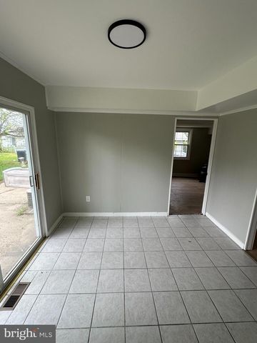 35 MEDFORD LN, Willingboro, NJ 08046