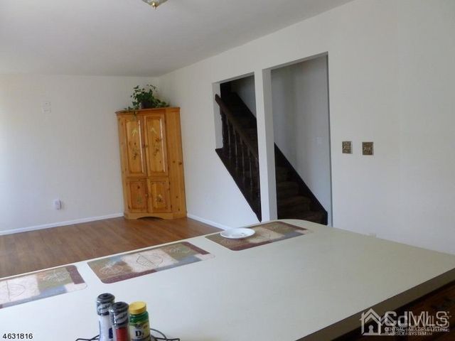 408 Hawkshead Way, Franklin, NJ 08873