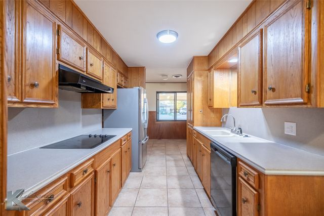 606 Bryant Road, Clyde, TX 79510