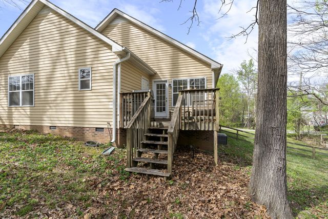 288 Shiloh Rd, Clarksville, TN 37042