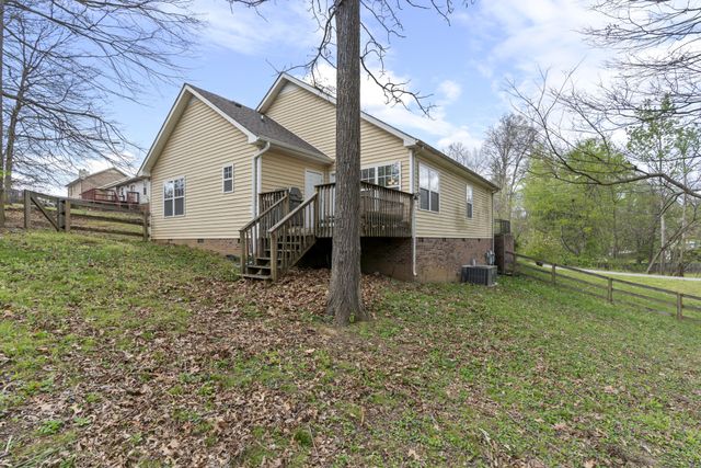 288 Shiloh Rd, Clarksville, TN 37042