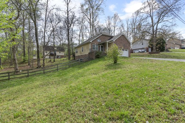 288 Shiloh Rd, Clarksville, TN 37042