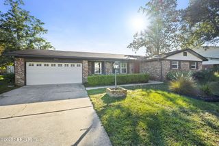 8827 BRIERWOOD Road, Jacksonville, FL 32257