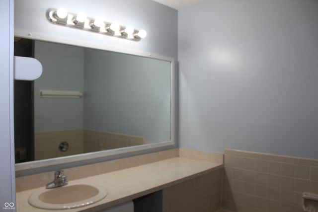 4727 Stoughton Court, Indianapolis, IN 46254