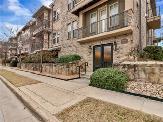 2800 Sandage Avenue 303, Fort Worth, TX 76109