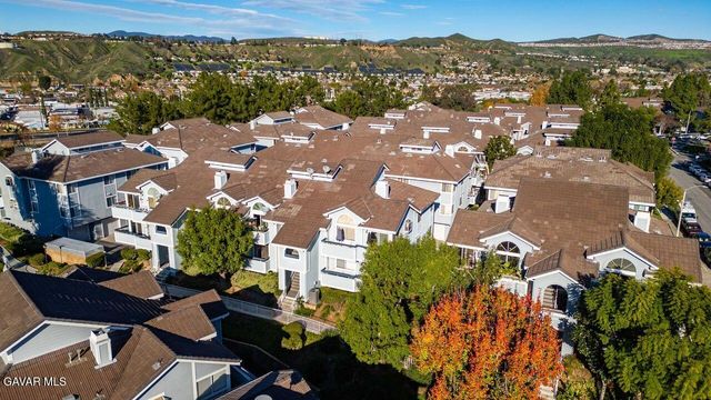 20345 Rue Crevier Unit 507, Santa Clarita, CA 91351