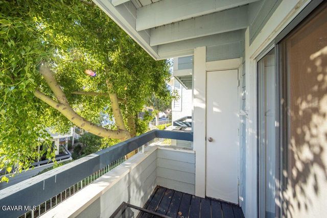 20345 Rue Crevier Unit 507, Santa Clarita, CA 91351